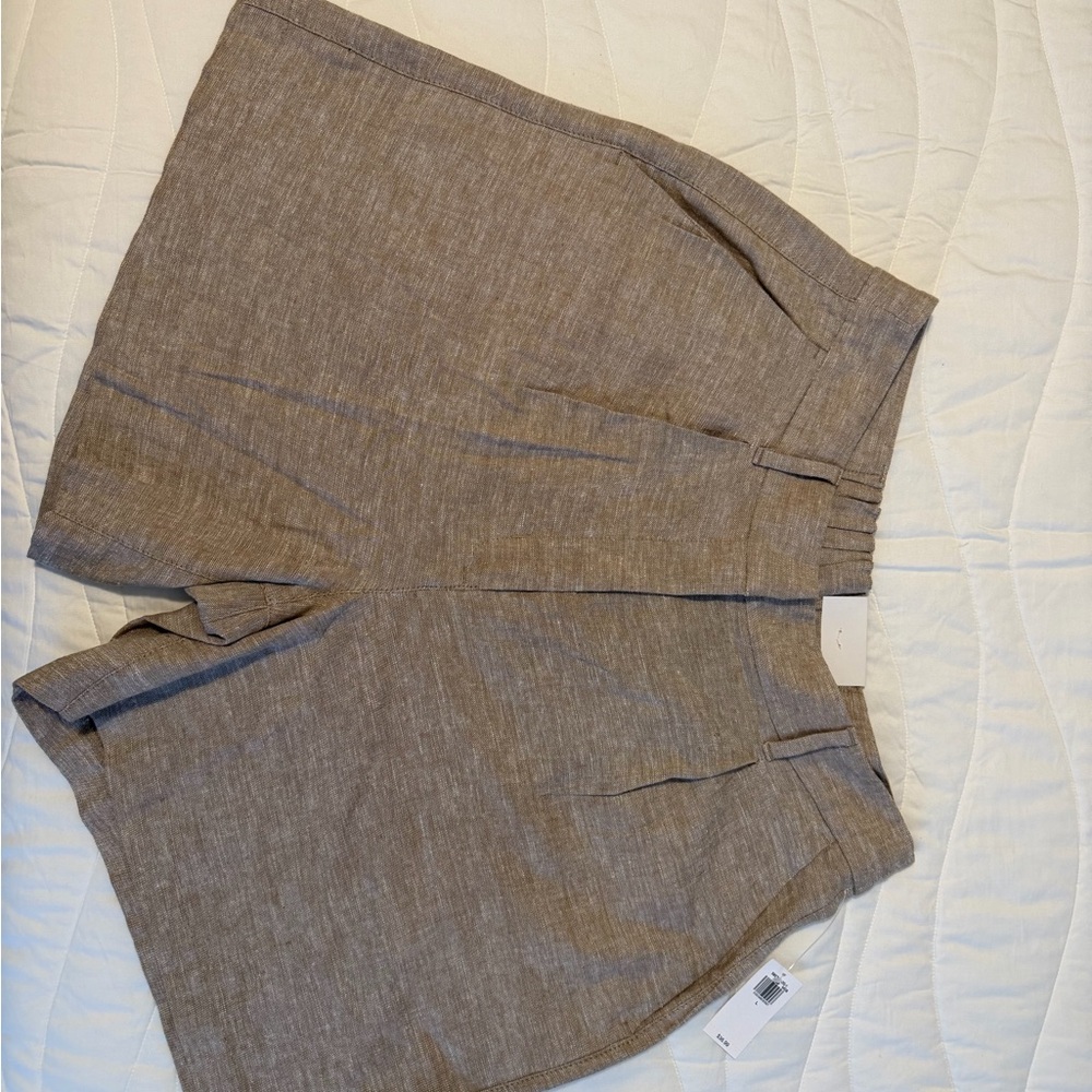 Old Navy Women's Light Brown Shorts